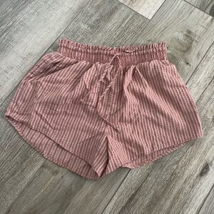 Flowy draw string shorts